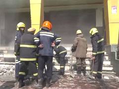 
      
      J-K: Fire breaks out in Town Square Mall in Srinagar
      
      