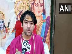 
      
      Diwali: Dhiren Shastri lashes out at those raising objection
      
      