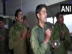 
      
      J-K: Jawans celebrate Diwali at 8,000 feet in  Pir Panjal Range
      
      