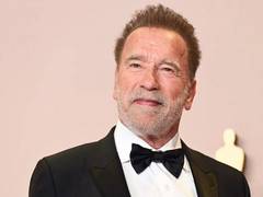 
      
      Arnold Schwarzenegger endorses Kamala Harris
      
      