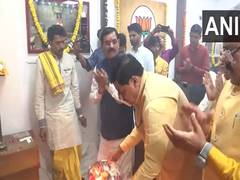 
      
      MP: CM Mohan Yadav, BJP leaders offer prayers at party office
      
      