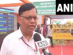 
      
      Indian Railways plans to run more than 170 trains for Chhath Puja
      
      