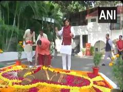 
      
      Madhya Pradesh CM Mohan Yadav performs 'Govardhan Puja' in Bhopal
      
      