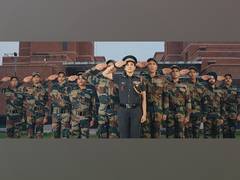 
      
      Gauahar Khan leads charge in 'Fauji 2'
      
      