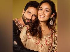 
      
      Shahid Kapoor steps out for movie date with wife Mira
      
      