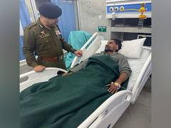 
      
      IGP Kashmir visits injured jawans; assures full support
      
      