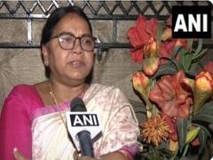 
      
      Narkeldanga: NCW Archana Majumdar write a letter to the Governor
      
      