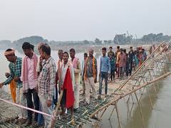 
      
      Bihar: Villagers build Chachari Bridge through crowdfunding
      
      