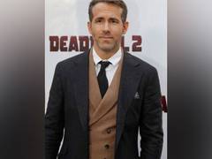 
      
      Ryan Reynolds reacts to Martha Stewart comments 
      
      