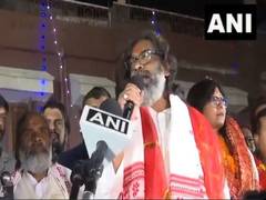 
      
      Jharkhand CM Hemant Soren holds roadshow in Ranchi
      
      