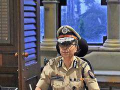 
      
      ECI orders transfer of Maharashtra DGP Rashmi Shukla
      
      