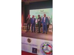 
      
      Dr Arpit Receives Ambassador of Alternative Medicines Award
      
      