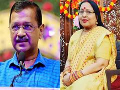 
      
      Arvind Kejriwal sends prayers for folk singer Sharda Sinha
      
      
