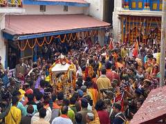 
      
      Panchmukhi Doli of Baba Kedarnath reaches winter seat
      
      