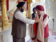 
      
      Union Minister Hardeep Singh Puri visits Gurudwara in Dubai
      
      