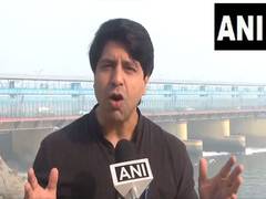 
      
      Shehzad Poonawalla attacks AAP over Delhi pollution
      
      
