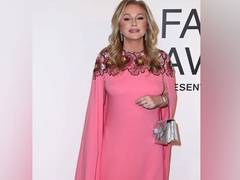 
      
      Kathy Hilton gives update on Kyle Richards 
      
      