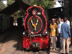 
      
      Maharashtra: Neral-Matheran mini train services resume 
      
      