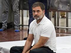
      
      Royal scions slam Rahul Gandhi over 'pliant Maharajas' remark
      
      