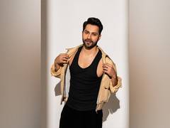 
      
      Varun Dhawan on his naked scene in  'Citadel: Honey Bunny' 
      
      
