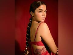 
      
      Wamiqa Gabbi starts shooting for her new film in Goa
      
      