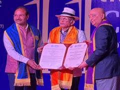 
      
      Annu Kapoor receives honorary doctorate in Literature
      
      