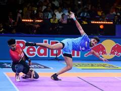 
      
      PKL: Bengal Warriorz defeat Bengaluru Bulls
      
      