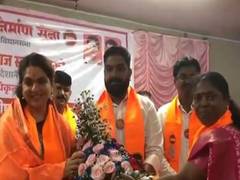 
      
      Maharashtra polls: MNS extends support to Mahayuti in Mumbadevi
      
      