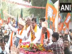 
      
      Rajasthan: CM Bhajanlal Sharma holds roadshow in Dausa 
      
      