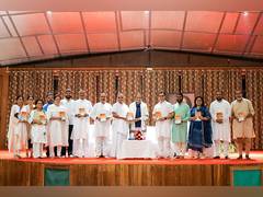 
      
      Dr. Dinesh Shahra’s Inspiring Visit to Pune’s Art of Living
      
      