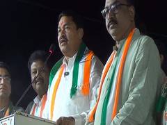 
      
      Maharashtra: Nana Patole uses 'dog' jibe against BJP in Akola
      
      