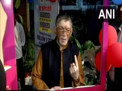 
      
      Jharkhand Governor Gangwar casts vote
      
      
