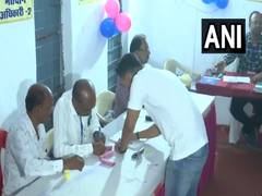 
      
      MP assembly bypolls: Budhni records 16.90 pc, Vijaypur 17.86 pc
      
      