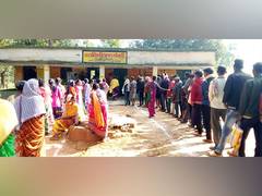 
      
      Jharkhand Assembly polls: Voters defied naxal threat
      
      