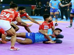 
      
      PKL: Gujarat Giants seal massive win over Bengal Warriorz
      
      