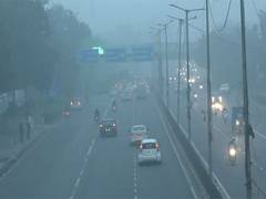 
      
      Delhi chokes at 'alarming' AQI of 428; residents cry for help
      
      