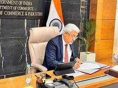 
      
      India will meet its exports target of USD 800 bn this year
      
      