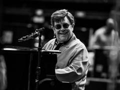 
      
      Elton John reveals he has been on a strict diet 
      
      