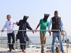 
      
      700 kg methamphetamine seized in Gujarat 
      
      