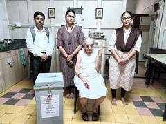 
      
      Maharashtra polls: Home postal voting to continue till tomorrow 
      
      