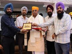 
      
      Nagaland Governor visits gurudwara on Guru Nanak Jayanti 
      
      