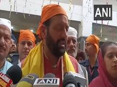 
      
      Haryana: CM pays obeisance to Guru Nanak on his Jayanti
      
      