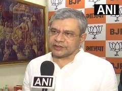 
      
      MVA is 'aghadi' that stops 'vikas' in Maharashtra: Vaishnaw  
      
      