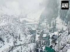 
      
      J-K: Machil sector in Kupwara receives fresh snowfall
      
      