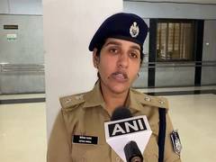
      
      Police seize 8000 L of illicit liquor from concrete mixer truck
      
      