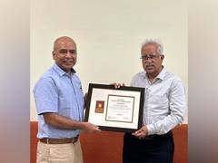
      
      The KnowDis Award for Excellence presented to M. Balakrishnan
      
      