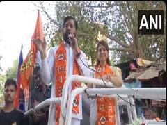 
      
      CM Eknath Shinde campaigns for Mumbadevi candidate
      
      
