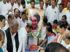 
      
      Hanumanth Rao celebrates 107th birth anniversary of Indira Gandhi
      
      