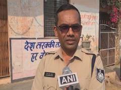 
      
      MP: 2 groups clash each other over platform dispute in Burhanpur
      
      