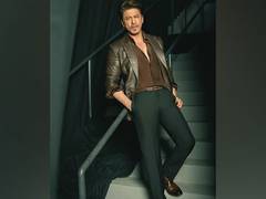
      
      SRK's advice for aspiring actors 
      
      